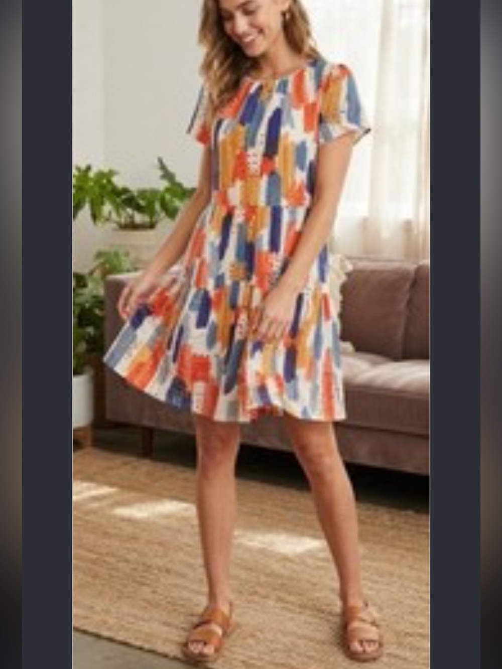 THML abstract print dress. Short sleeve, dropped waist, knee length. Size M